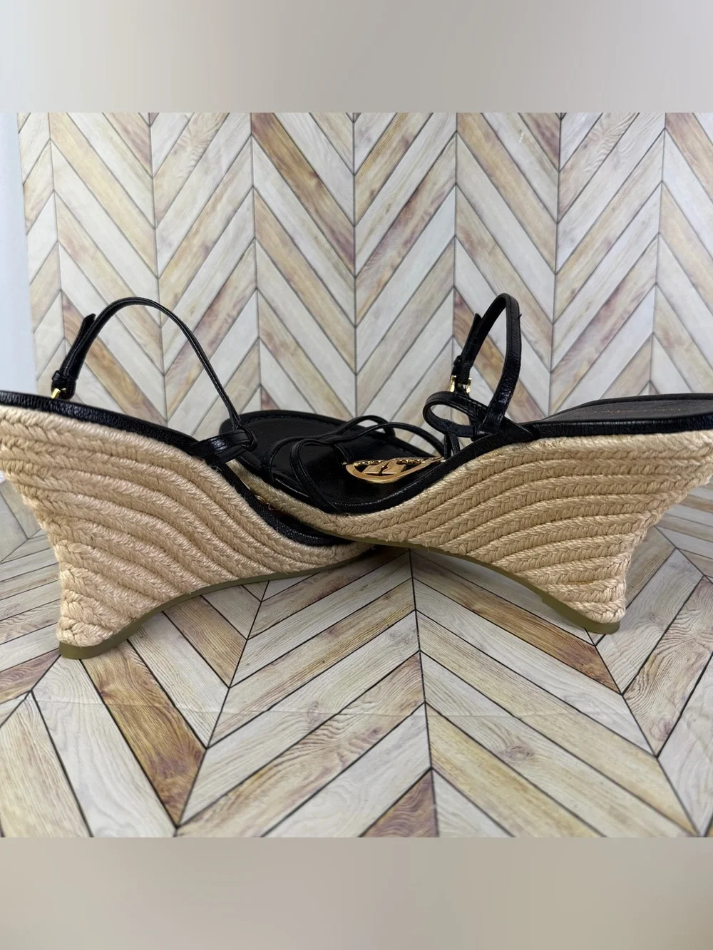 Tory Burch like new